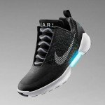 Nike lance des baskets capables de se lacer toutes seules ! Nike