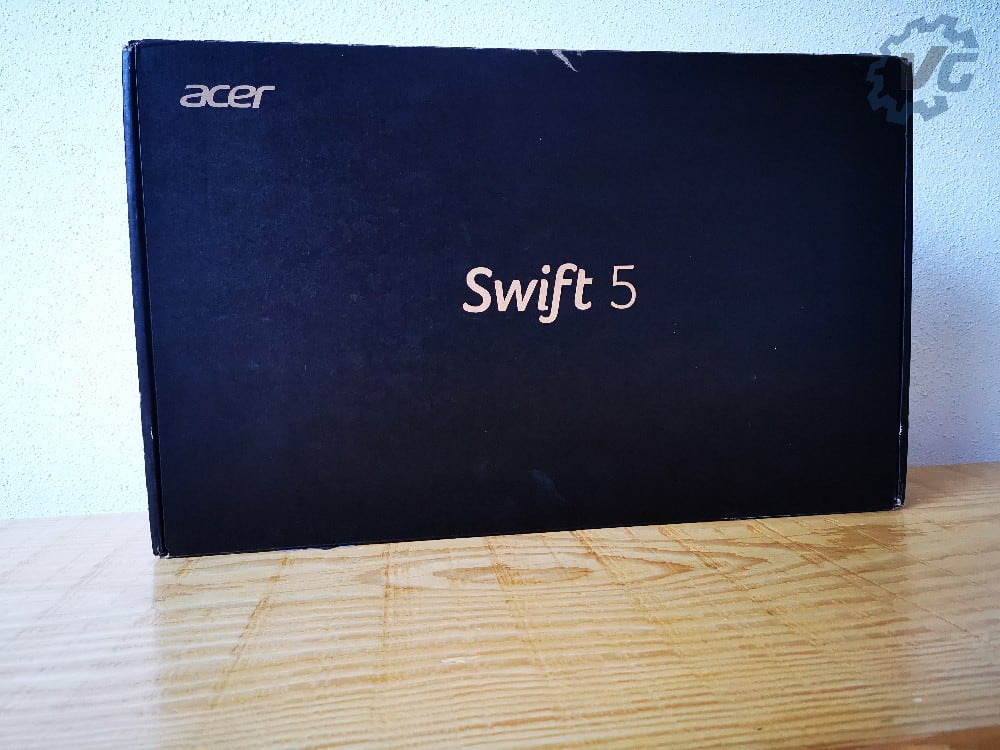 Face avant Acer Swift 5