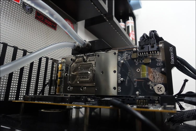 La RX 5700 XT de chez AMD en benchmarks