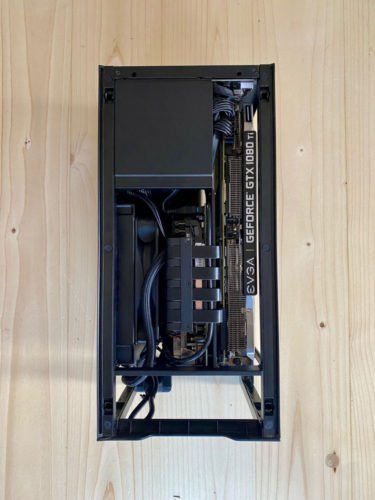 Le boitier NZXT H1 full face ouvert