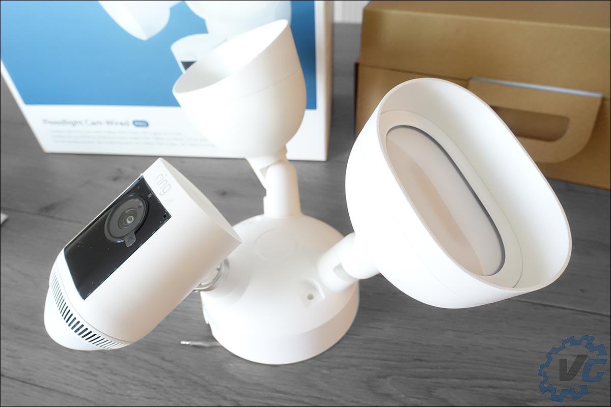 Le système de surveillance Ring Floodlight Cam Wired Pro