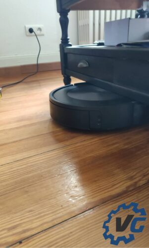 Test IRobot Roomba J7+ - Obstacle 1