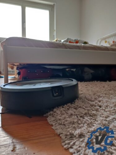 Test IRobot Roomba J7+ - Obstacle 2