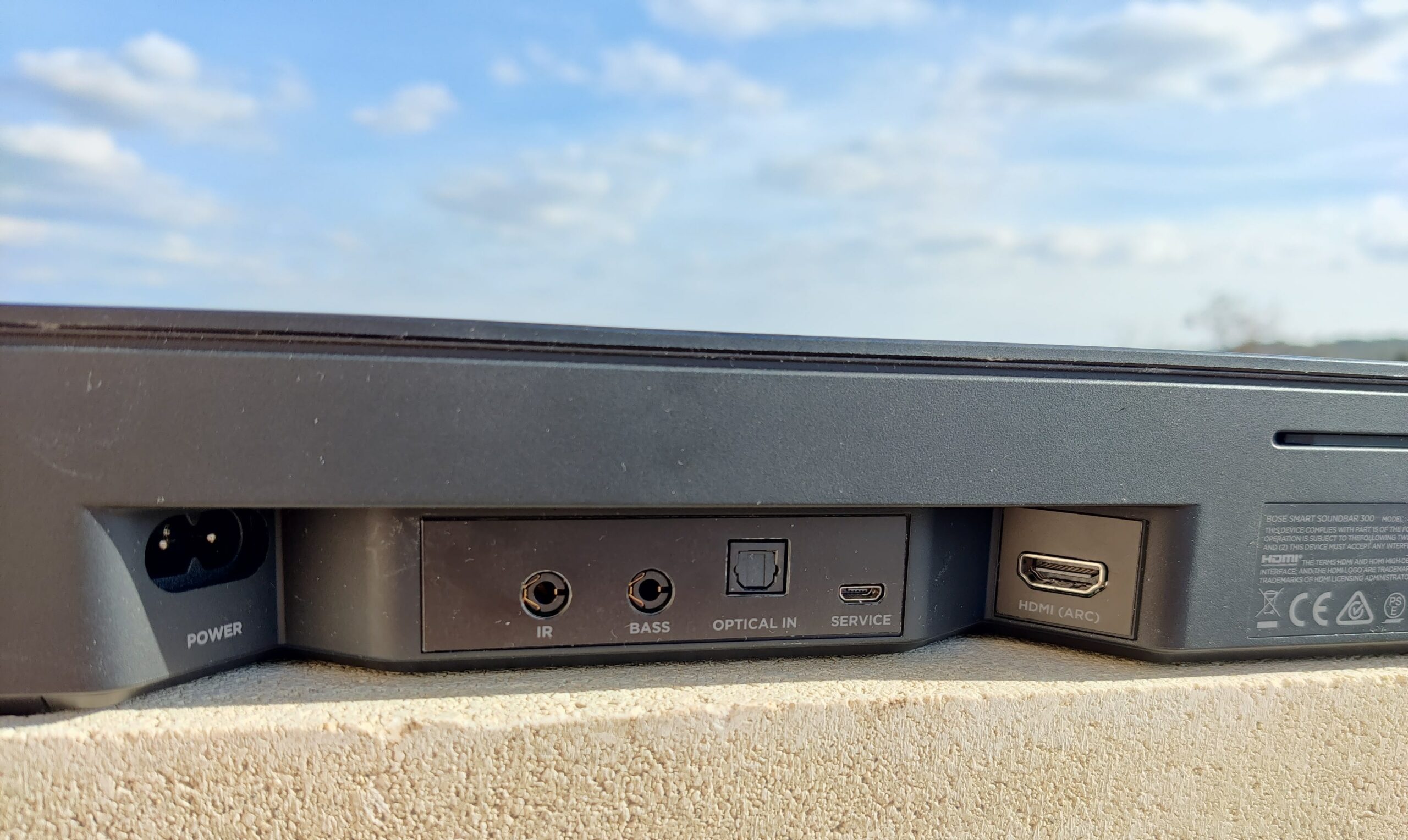 Smart Soundbar 300 Bose connectiques