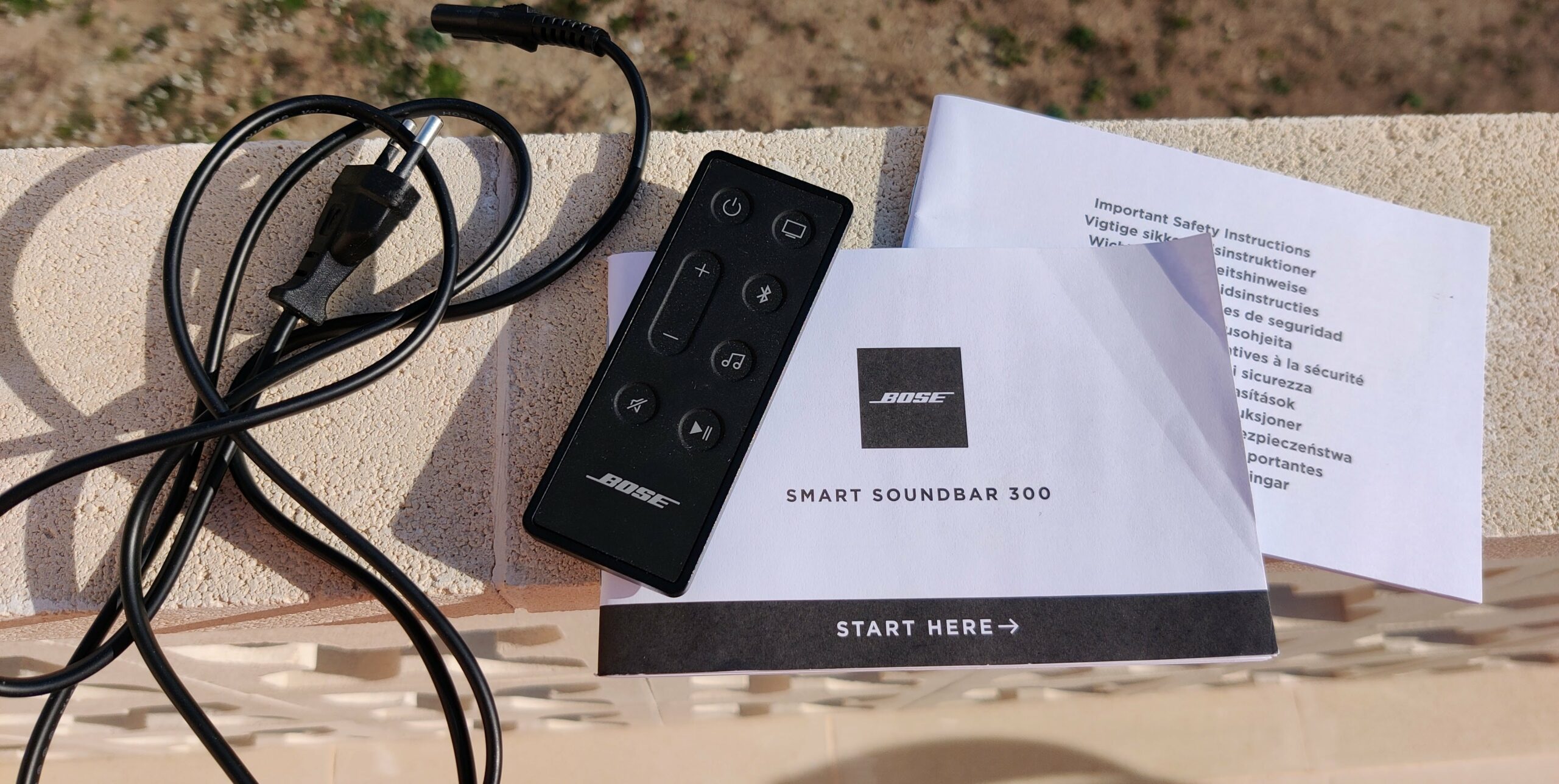 Smart Soundbar 300 Bose contenu