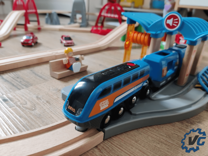 Brio Smart Tech Deluxe cover