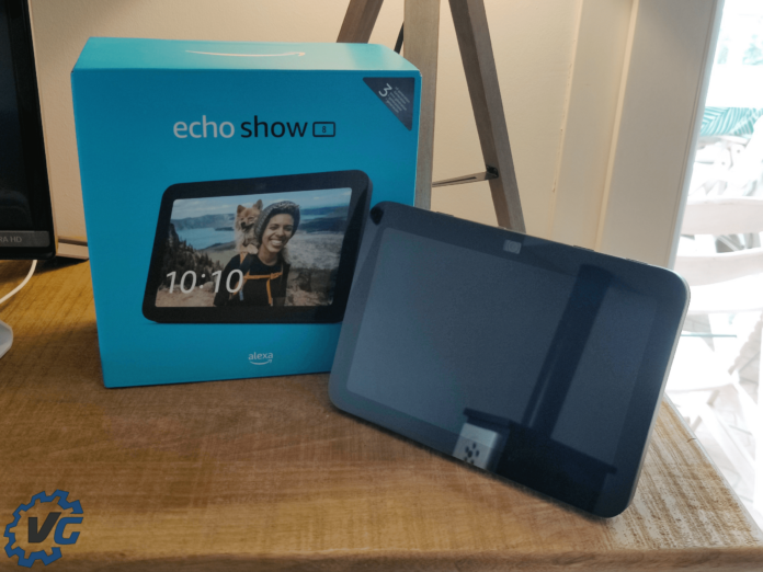 echo-sho-8-3e-gen-test-lifestyle-cover-vonguru-min Echo Show 8 3e génération Amazon