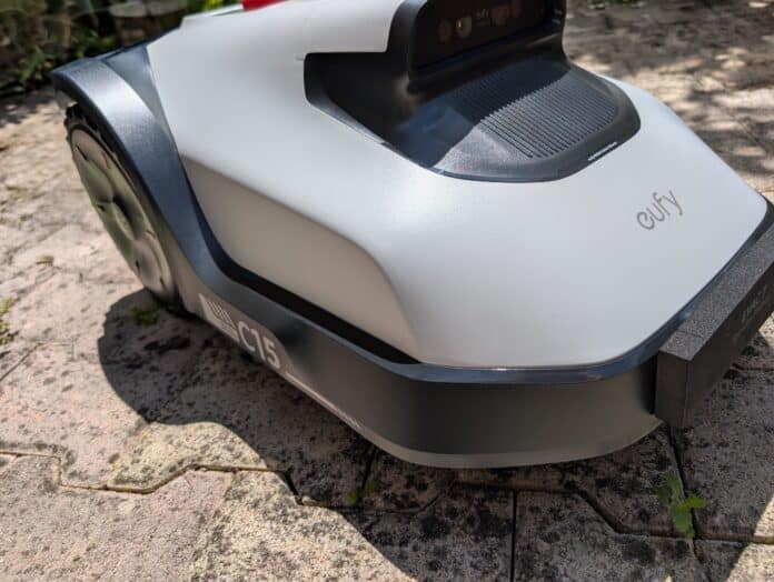 Robot tondeuse eufy C15